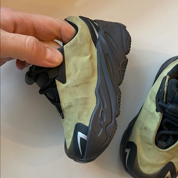 adidas Yeezy Boost 700 MNVN - Picture 11 of 16